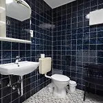 Apartmán Geraeumige Monteurwohnung In Mit Wlan Und Parkplatz