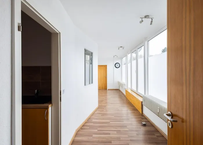 Geraeumige Monteurwohnung In Mit Wlan Und Parkplatz * ראטינגן