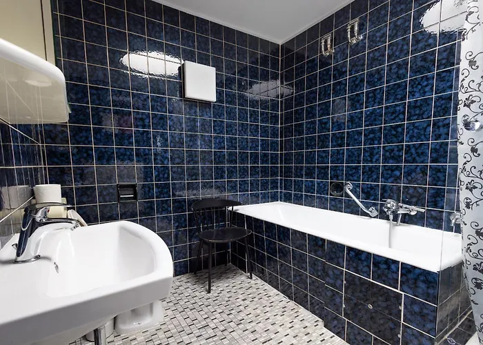 דירה Geraeumige Monteurwohnung In Mit Wlan Und Parkplatz ראטינגן