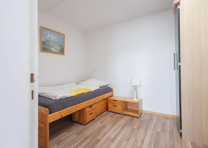 Geraeumige Monteurwohnung In Mit Wlan Und Parkplatz ראטינגן