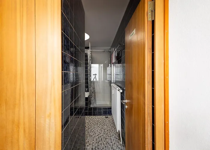 דירה Geraeumige Monteurwohnung In Mit Wlan Und Parkplatz ראטינגן